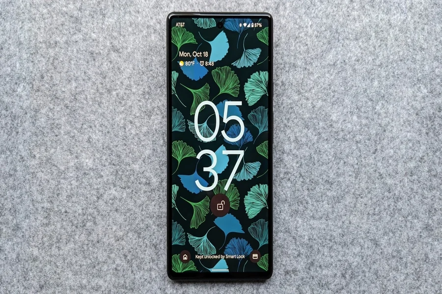 Google Pixel Lock Screen